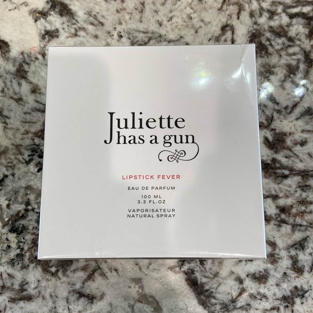 Juliet Has A Gun Lipstick Fever